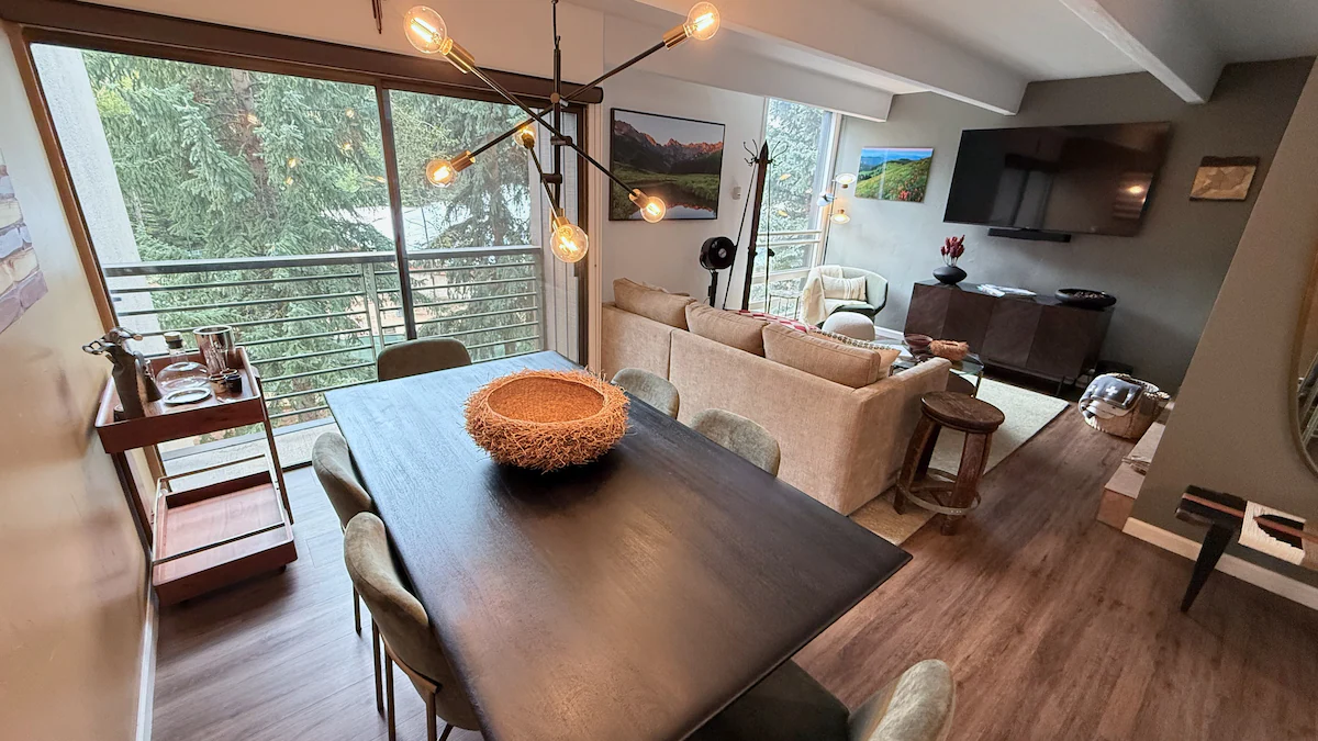 Pet Friendly - Vail Mtn Views in Updated Condo — photo 2