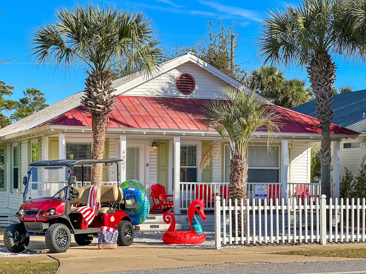 SolMate-PoolHeat Deals-Free GolfCart,Bikes,Hot Tub — photo 2