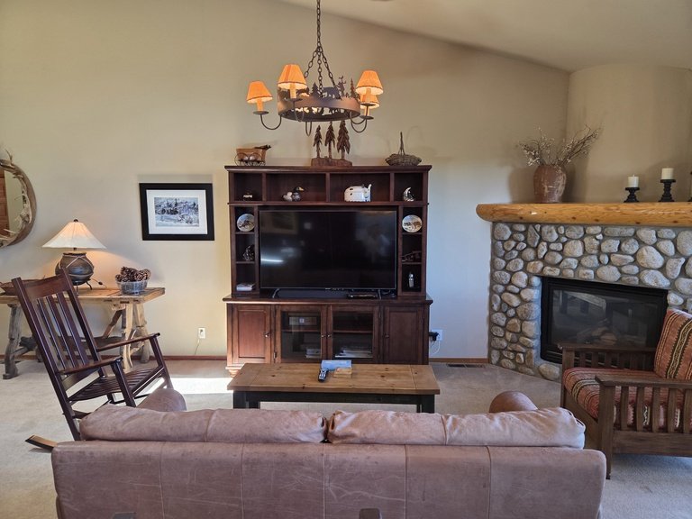 Snowcreek Resort Vacation Rental 990 — photo 5