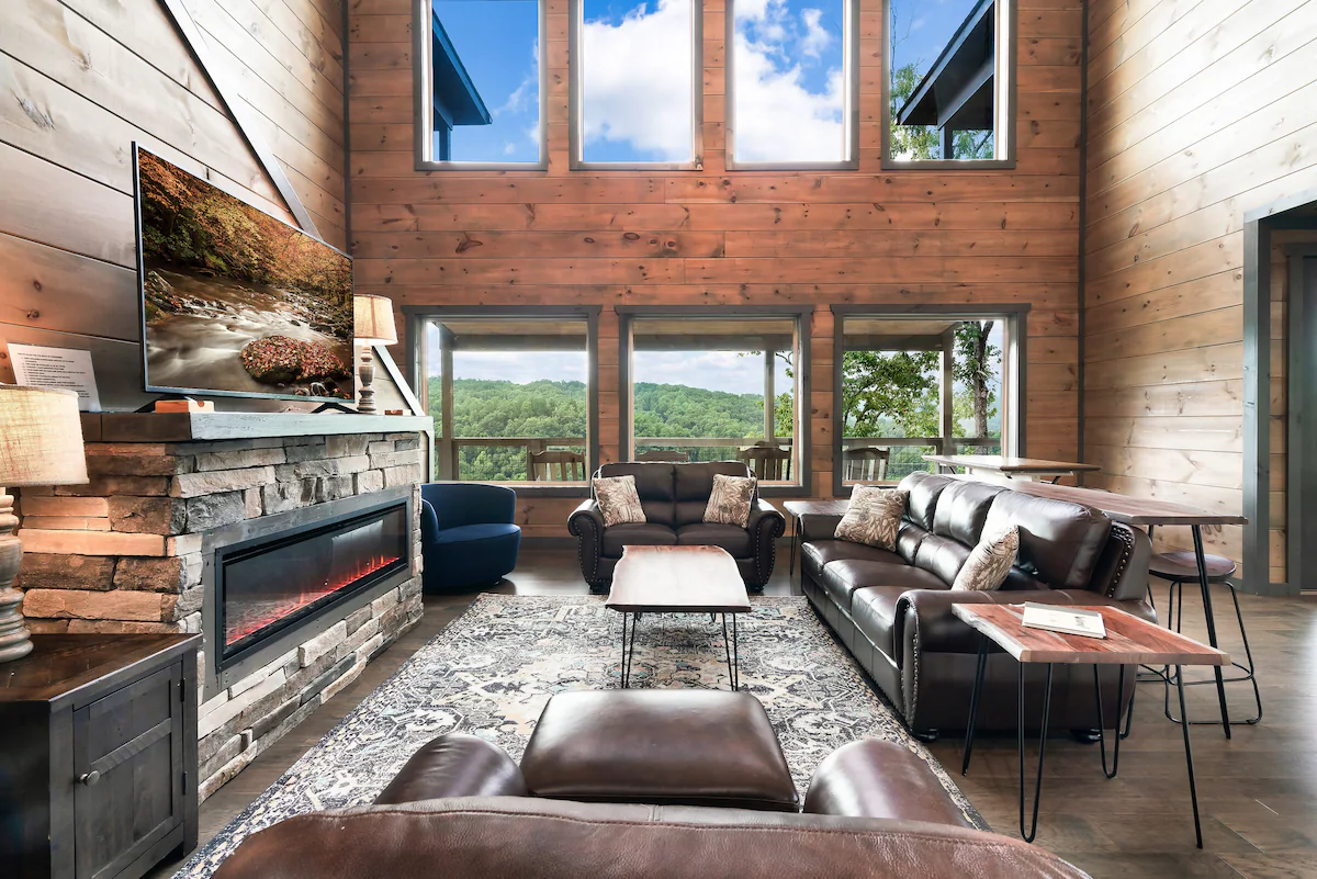 New! Luxe Pool Cabin w/MTN Views*Hot Tub*Fire Pit — photo 5