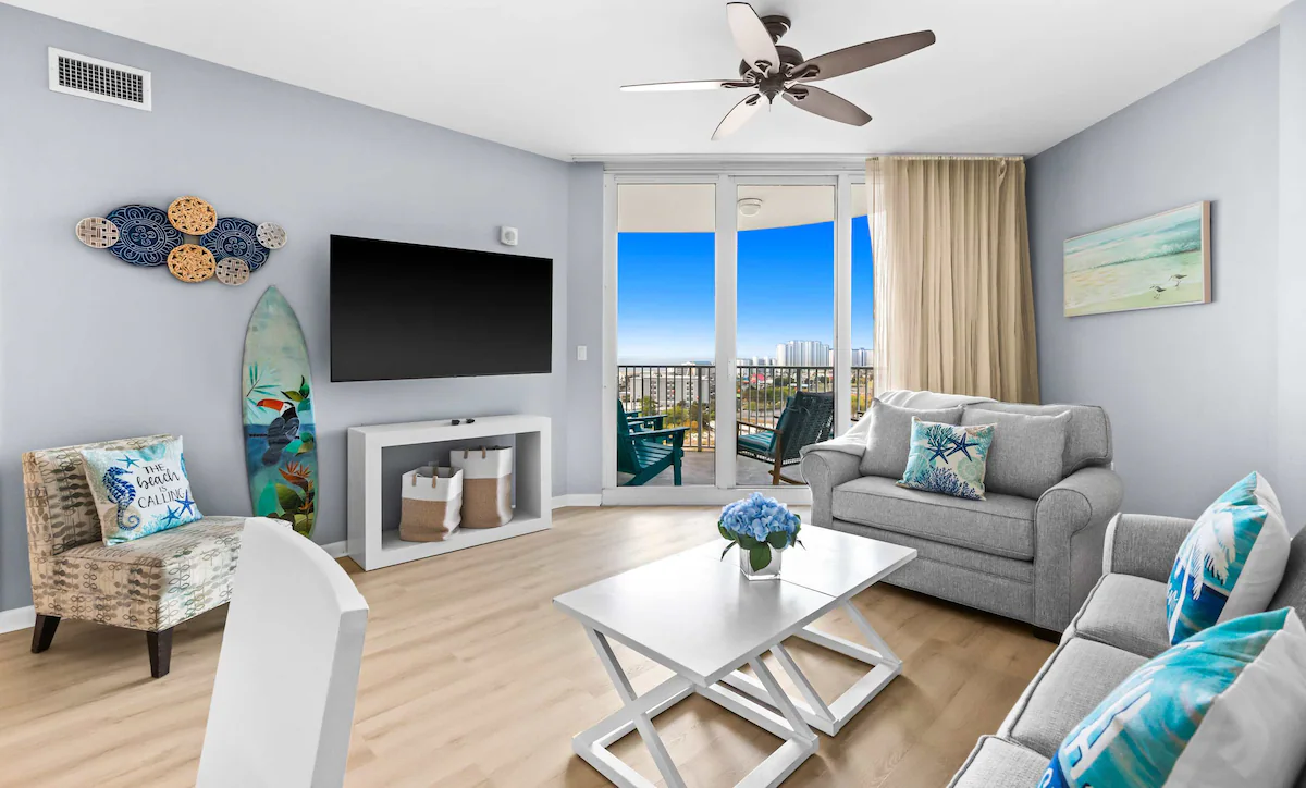 2 br condo, beachfront w shared pool/beach access — photo 4