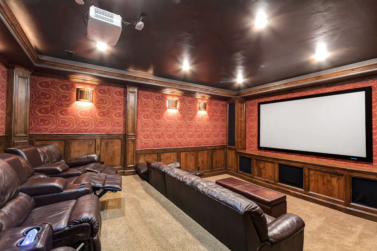 Breck Executive Lodge | Theater + Private Sauna — photo 5