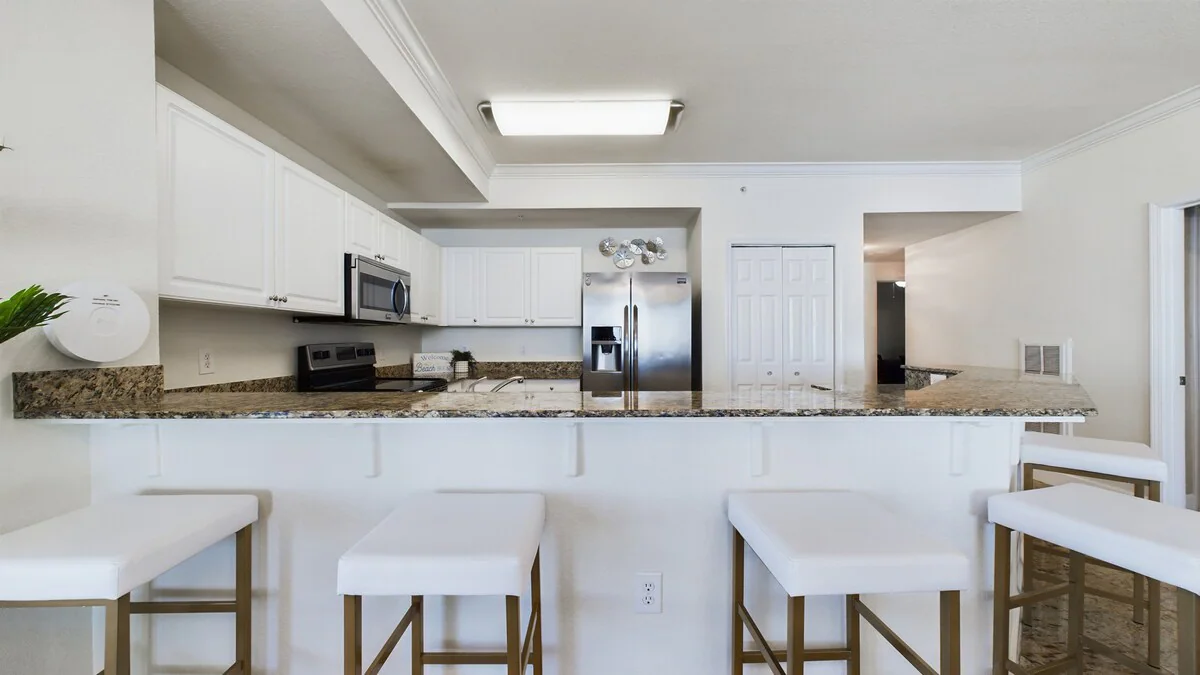 Beach Blessing 2501-Ocean View-Sleeps 10 — photo 4