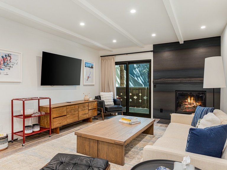 Villa Cortina 135 Vail Condo Rental — photo 4
