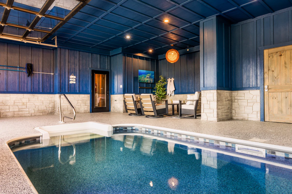 Pool/GameRoom/HotTub/VIEWS/Sleeps 15! — photo 3
