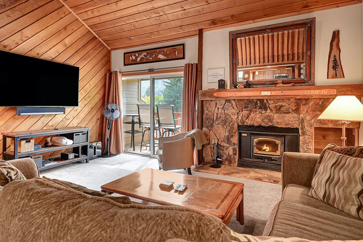 Snowcreek 275- Spacious, Pet Friendly — photo 2