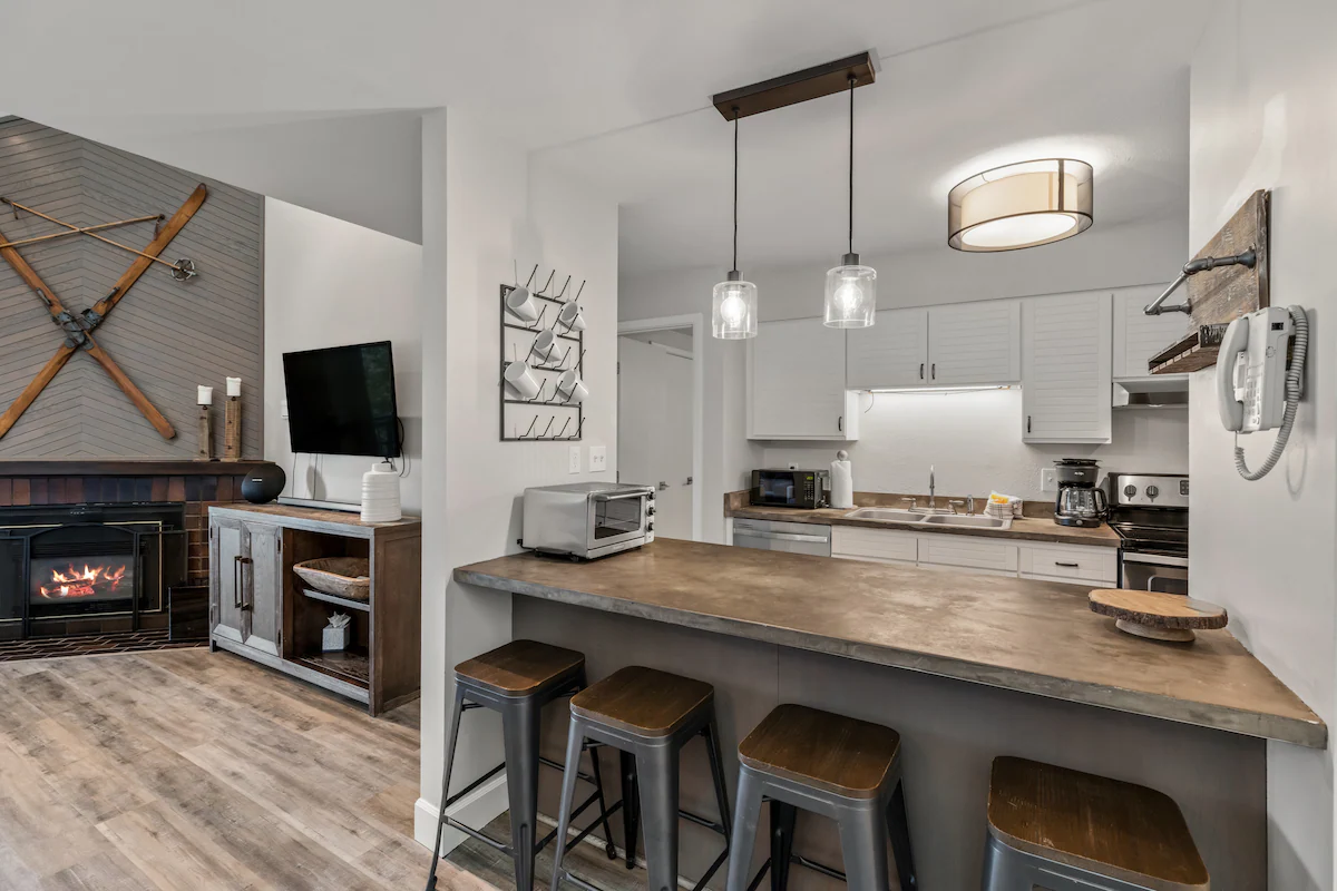 Mt Comfort and Convenience at Timber Run 211! — photo 3