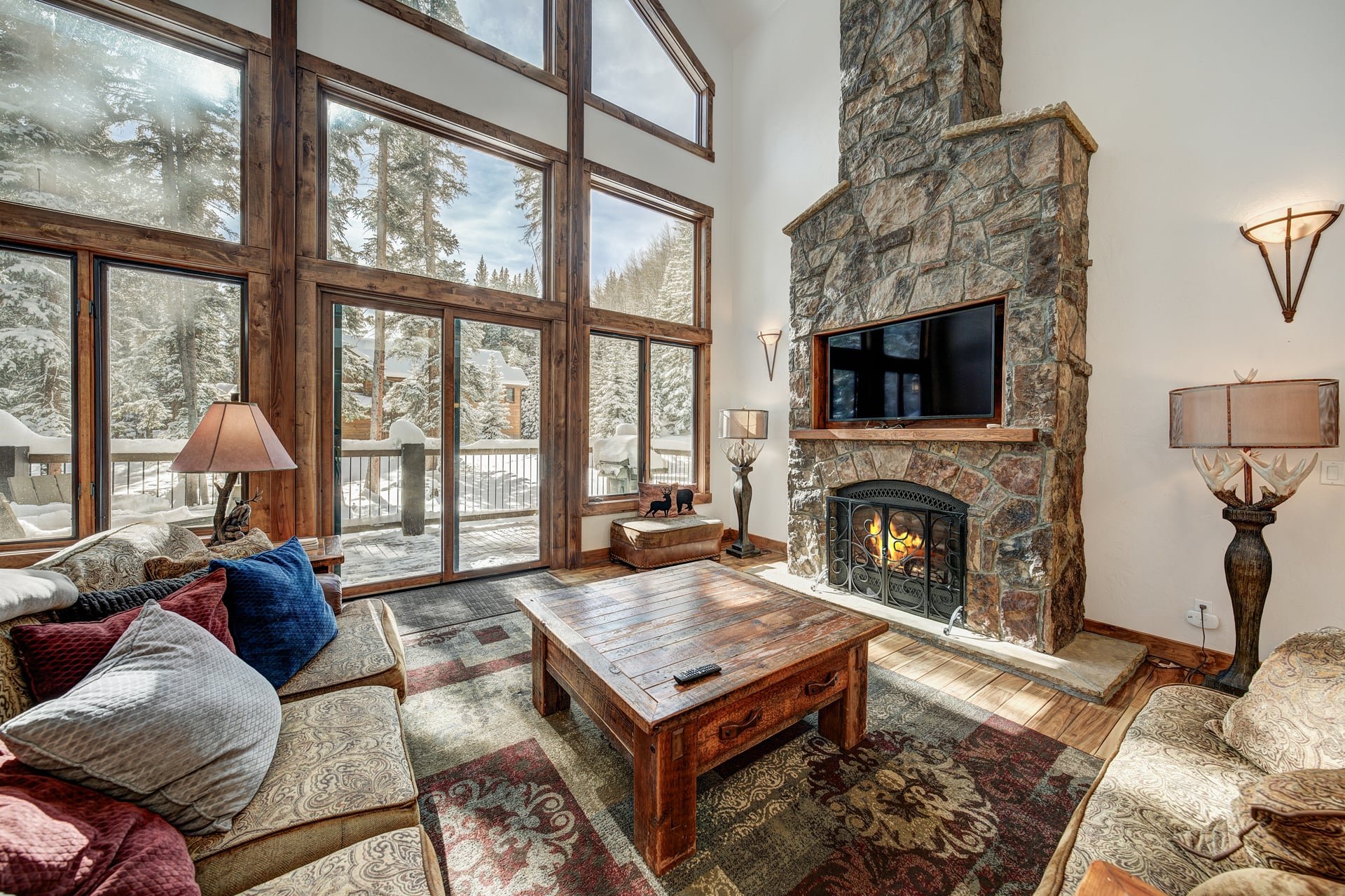 Red Mountain Lodge — photo 2