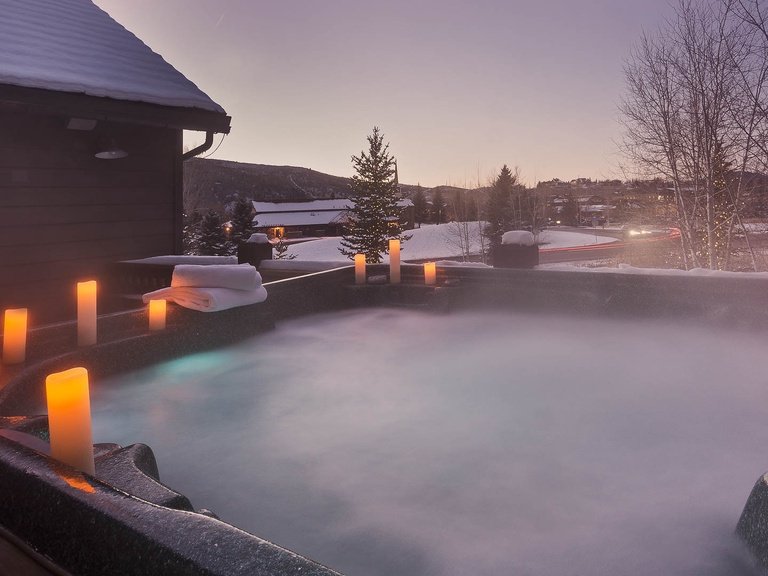 Rocking Chair Lodge - Steamboat Springs Rental — photo 2
