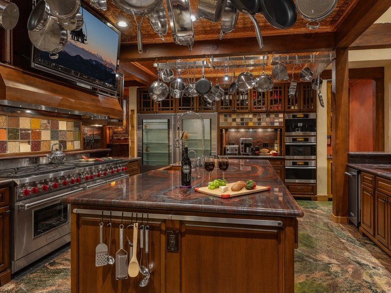 Rocking Chair Lodge - Steamboat Springs Rental — photo 5