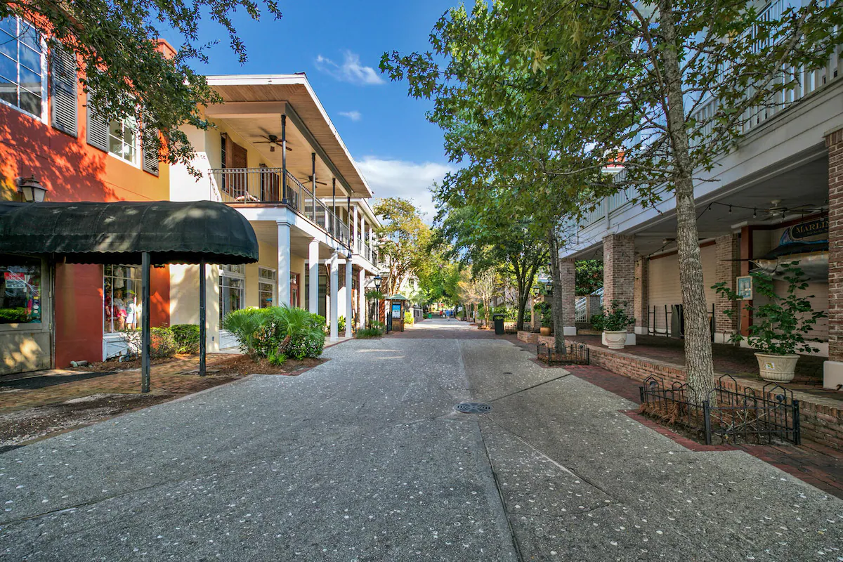 Stylish Coastal Baytowne Studio Amazing Amenities — photo 5