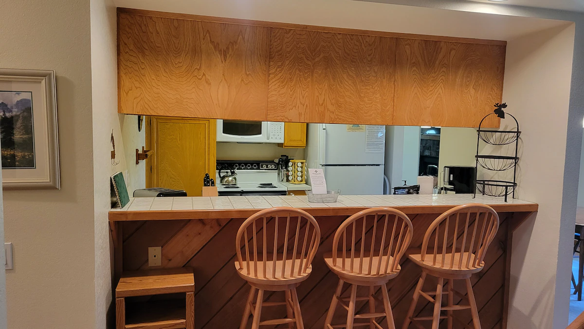 Snowcreek Resort Vacation Rental 434 — photo 4