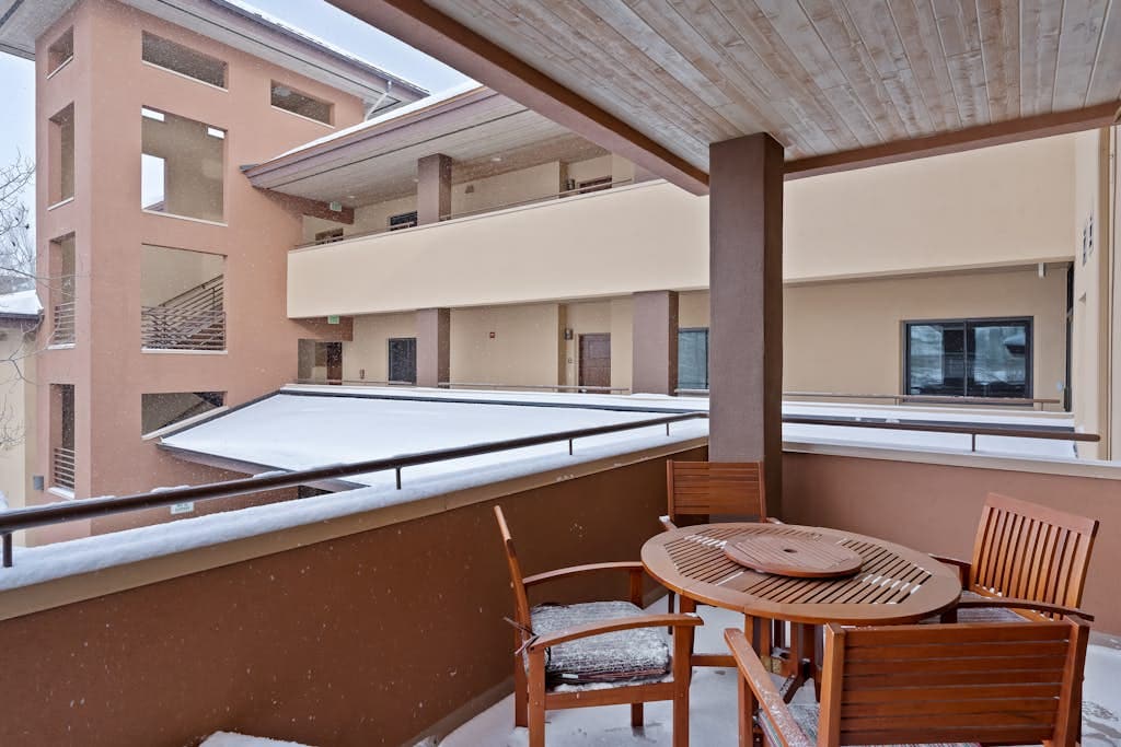 Walk to Gondola 2BR Canyon Creek B203 2nd-Floor — photo 4