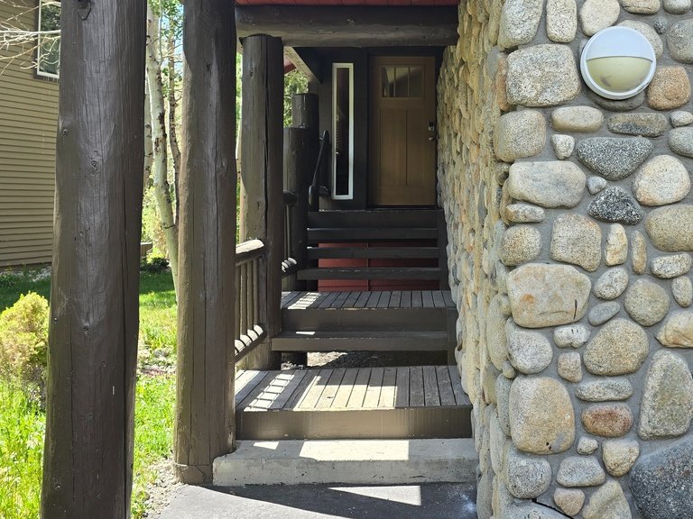 Snowcreek Resort Vacation Rental 719 — photo 3