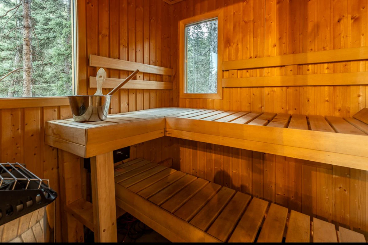 Apex - Walk to Trails + Hot Tub | Sauna & Theater — photo 5
