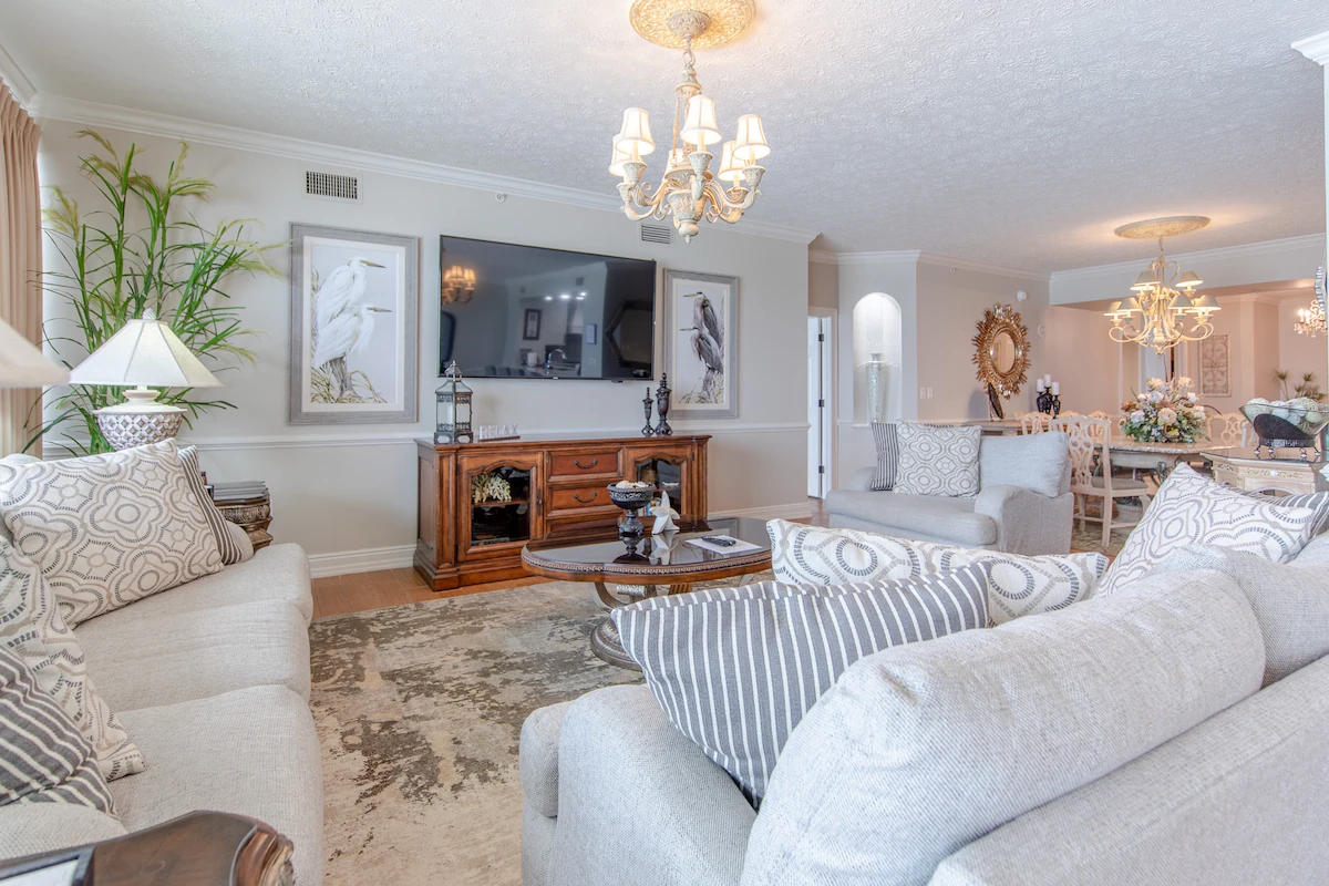 Hidden Luxury 703-Gulf-Front Luxury-Sleeps 10 — photo 5