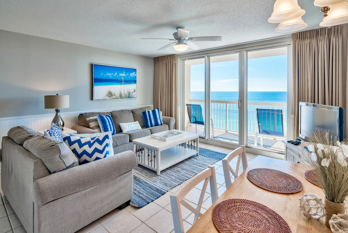Majestic Ocean Views, Oceanfront Condo, Renovated! — photo 2