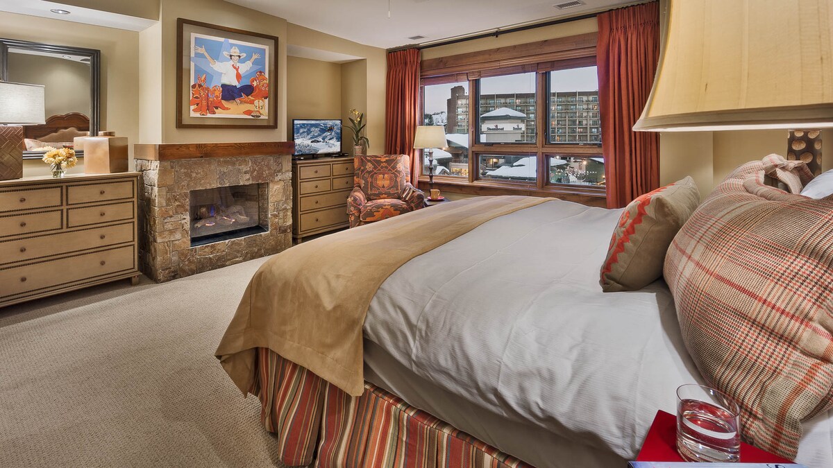 Steamboat Square Views| One Steamboat Place 707 — photo 5