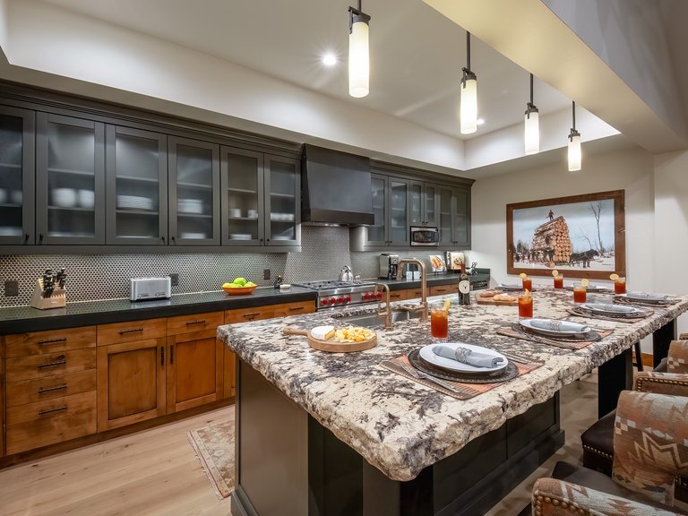 One Steamboat Place #803: Summit Peak Penthouse - Steamboat Springs Rental — photo 4