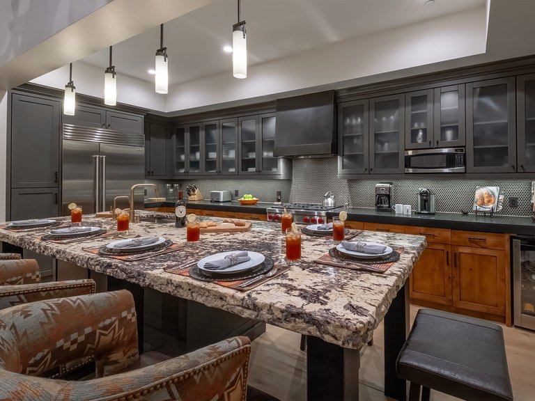 One Steamboat Place #803: Summit Peak Penthouse - Steamboat Springs Rental — photo 5