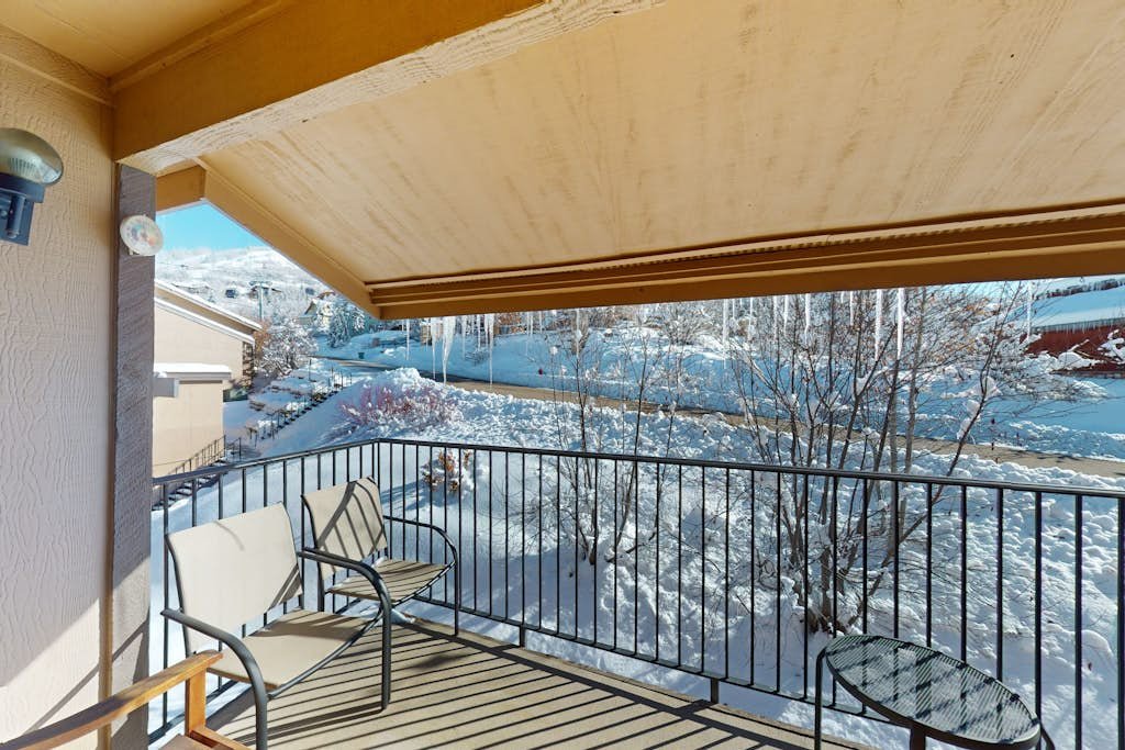 Ski Inn 235 — photo 2