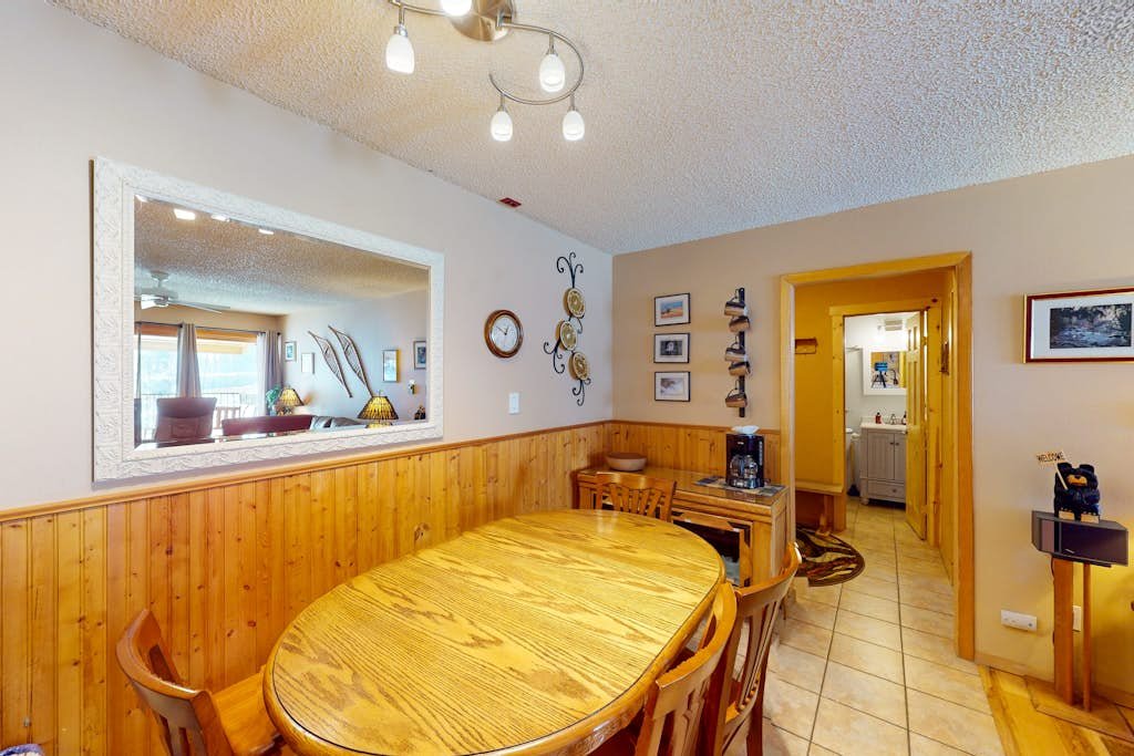 Ski Inn 235 — photo 5