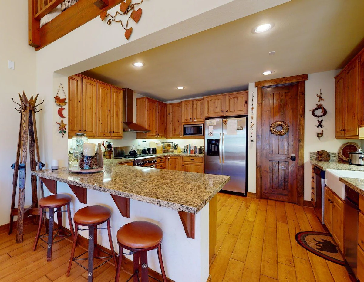 Snowcreek Resort Vacation Rental 1169 — photo 4