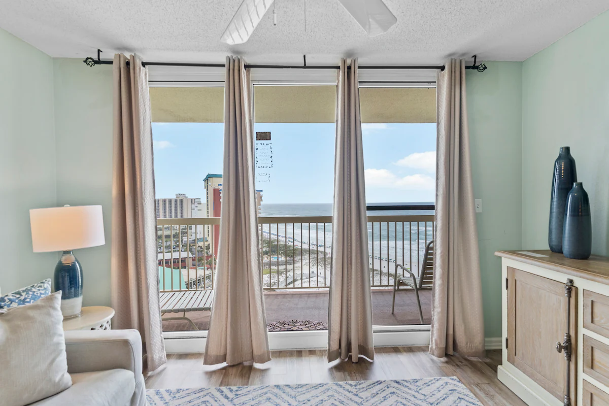 Beachfront Balcony *Amazing Views *Tiki Bar *Pools — photo 2