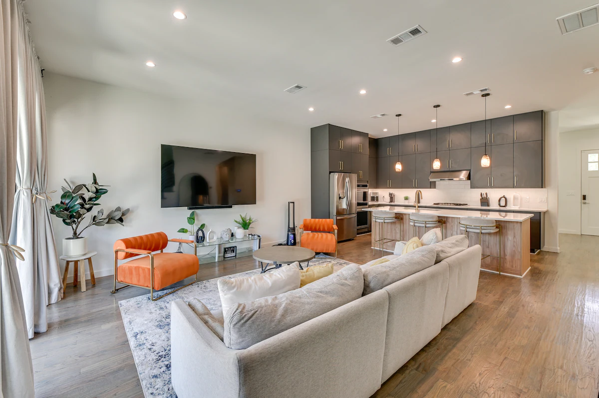 Modern & Spacious Home 3 Mi to Downtown Dallas! — photo 4