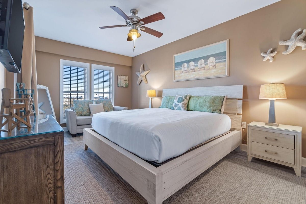 30A Crow's Nest 412–Spacious Condo–Sleeps 9 — photo 4