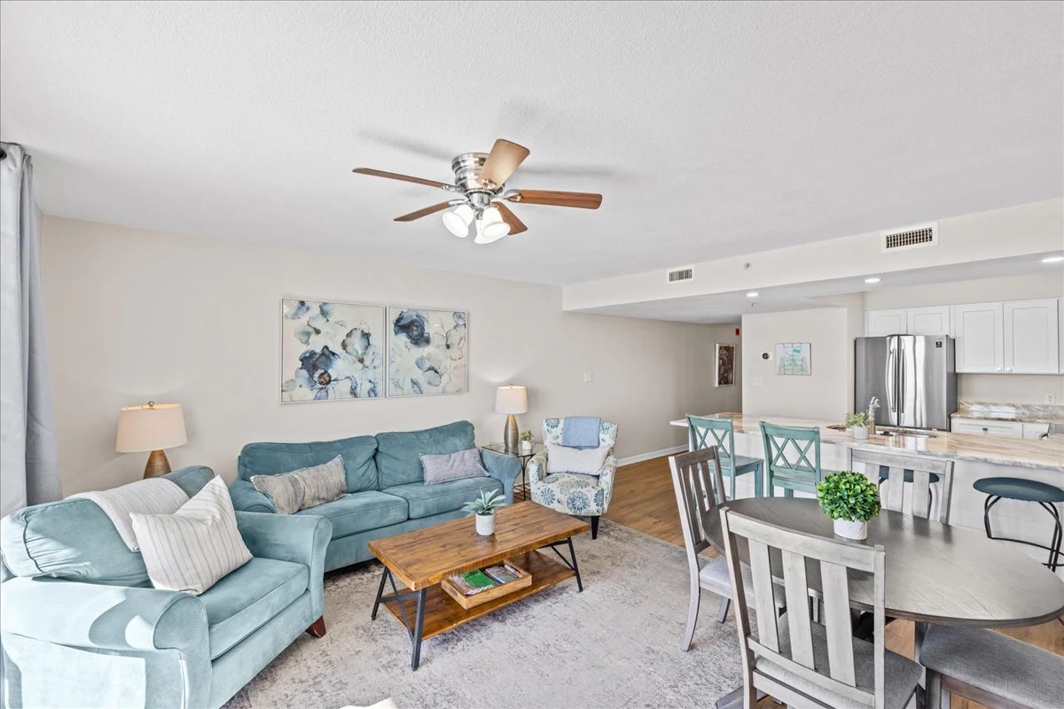 Pelican Beachfront with Amazing Ocean Views — photo 5