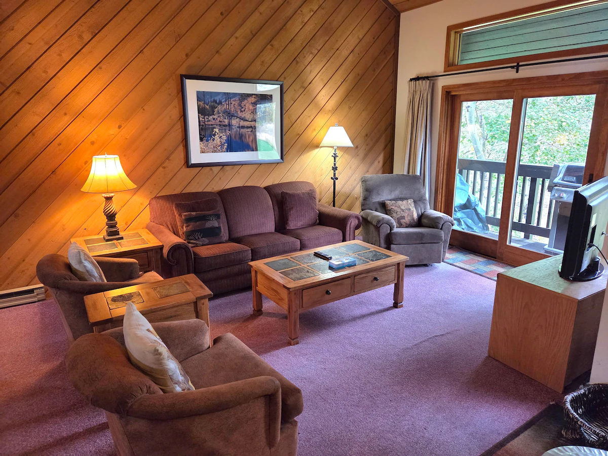 Snowcreek Resort Vacation Rental 456 — photo 2