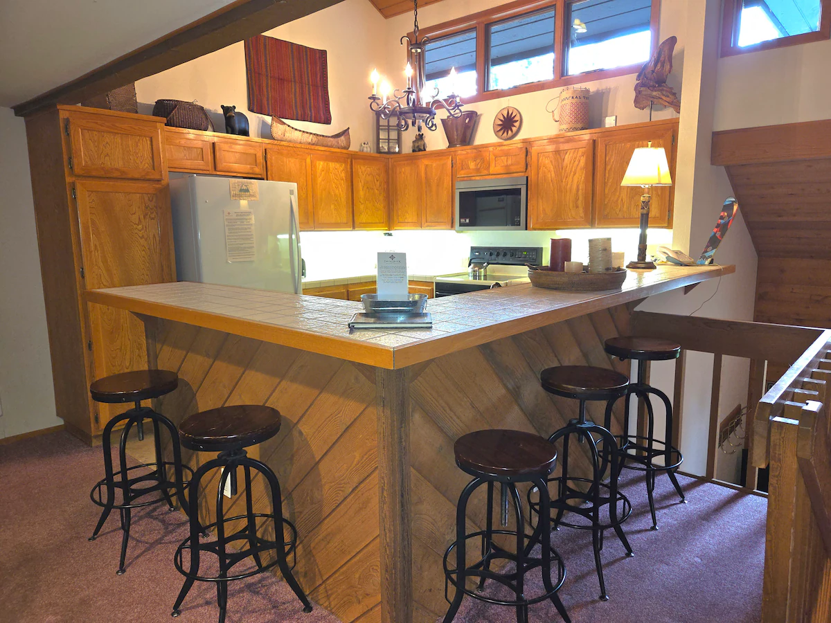 Snowcreek Resort Vacation Rental 456 — photo 4