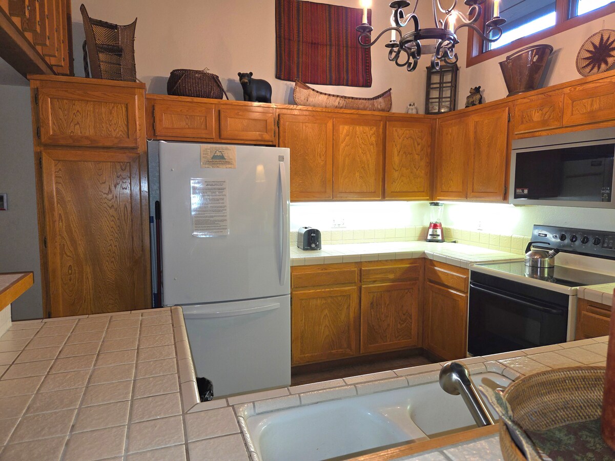 Snowcreek Resort Vacation Rental 456 — photo 5