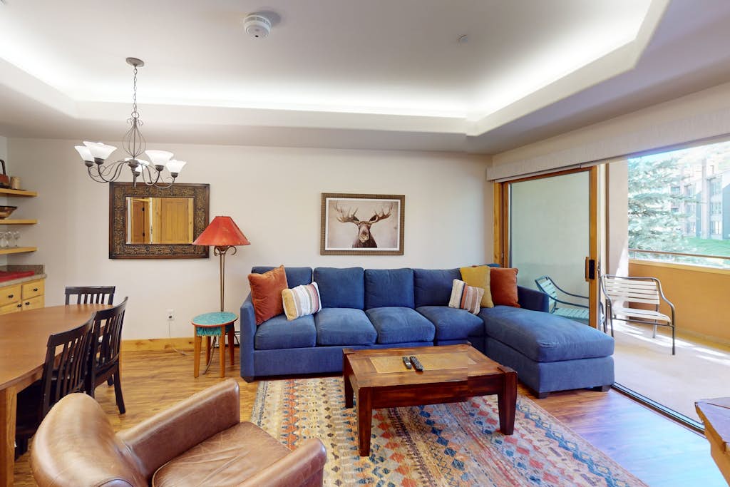 Modern 2BR Canyon Creek B207 2nd-Floor | Pool — photo 5