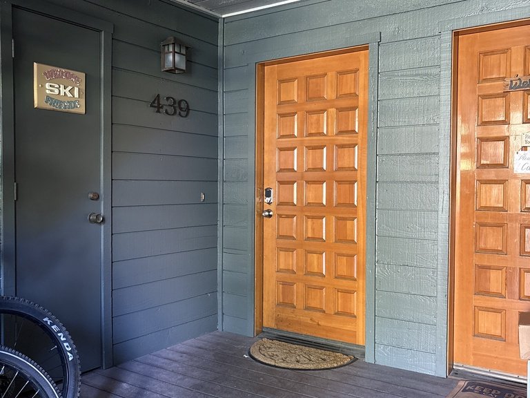 Snowcreek Resort Vacation Rental 439 — photo 5