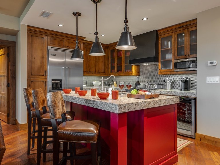 One Steamboat Place #512: Bison Peak - Steamboat Springs Rental — photo 4