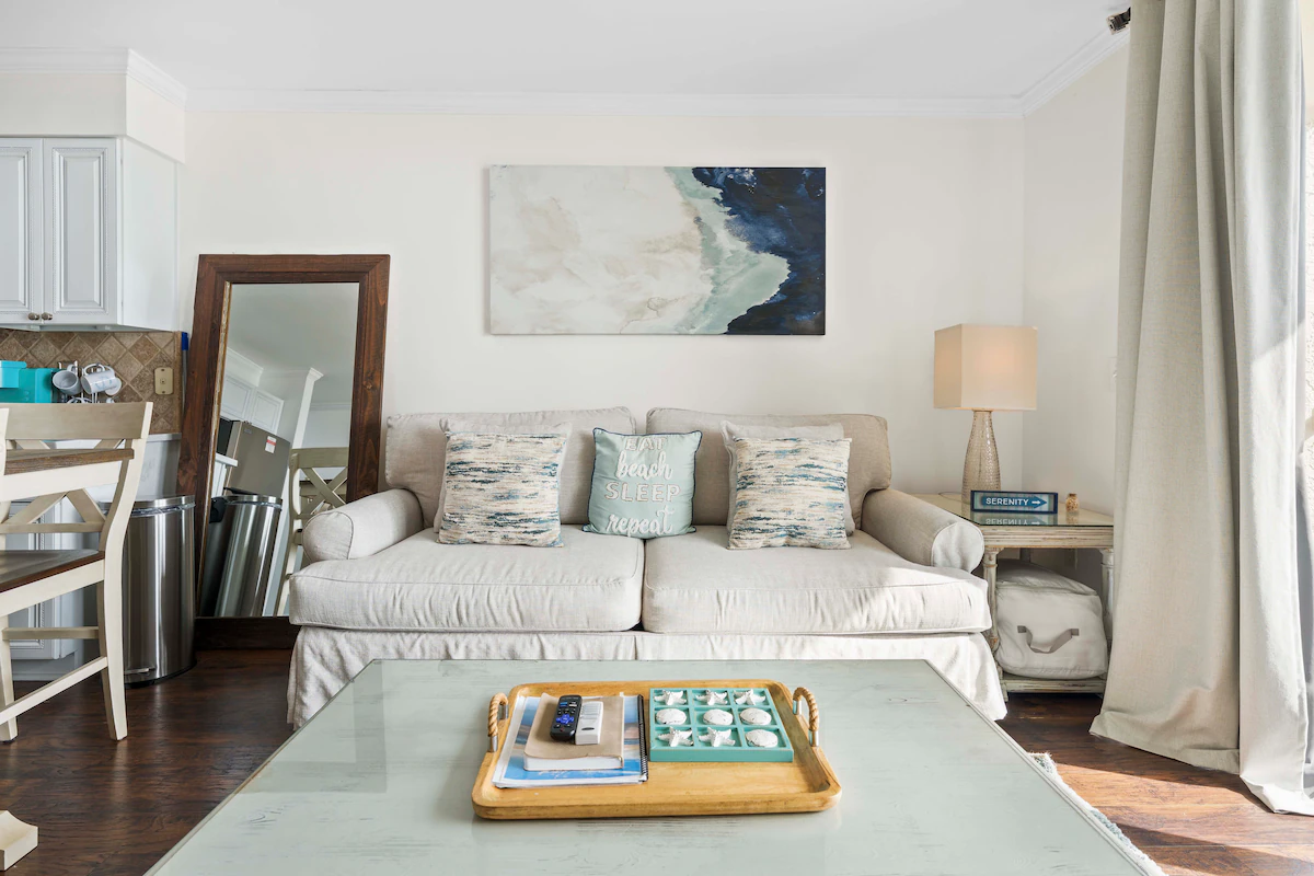 Beachfront 1BR | Seaside Beach & Racquet 3205 — photo 2