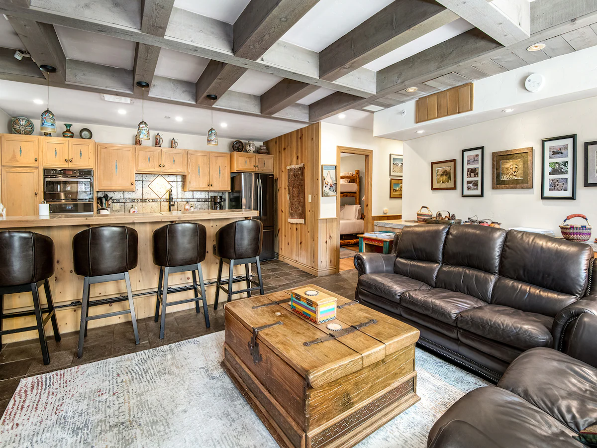Village Center 1F | 2BR in Vail Village — photo 3