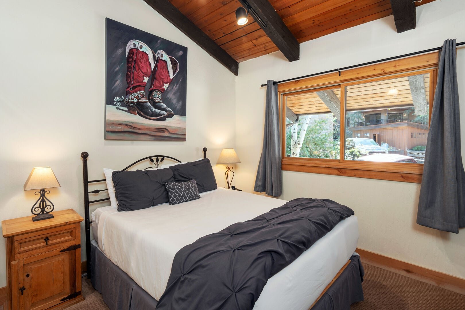 Crestwood 1216 Deluxe 1 Bedroom plus Loft — photo 5