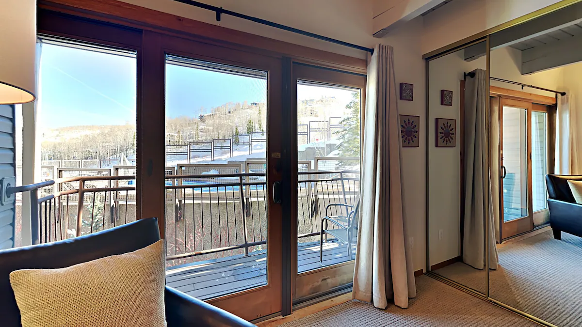 Timberline 214 Studio Deluxe — photo 3