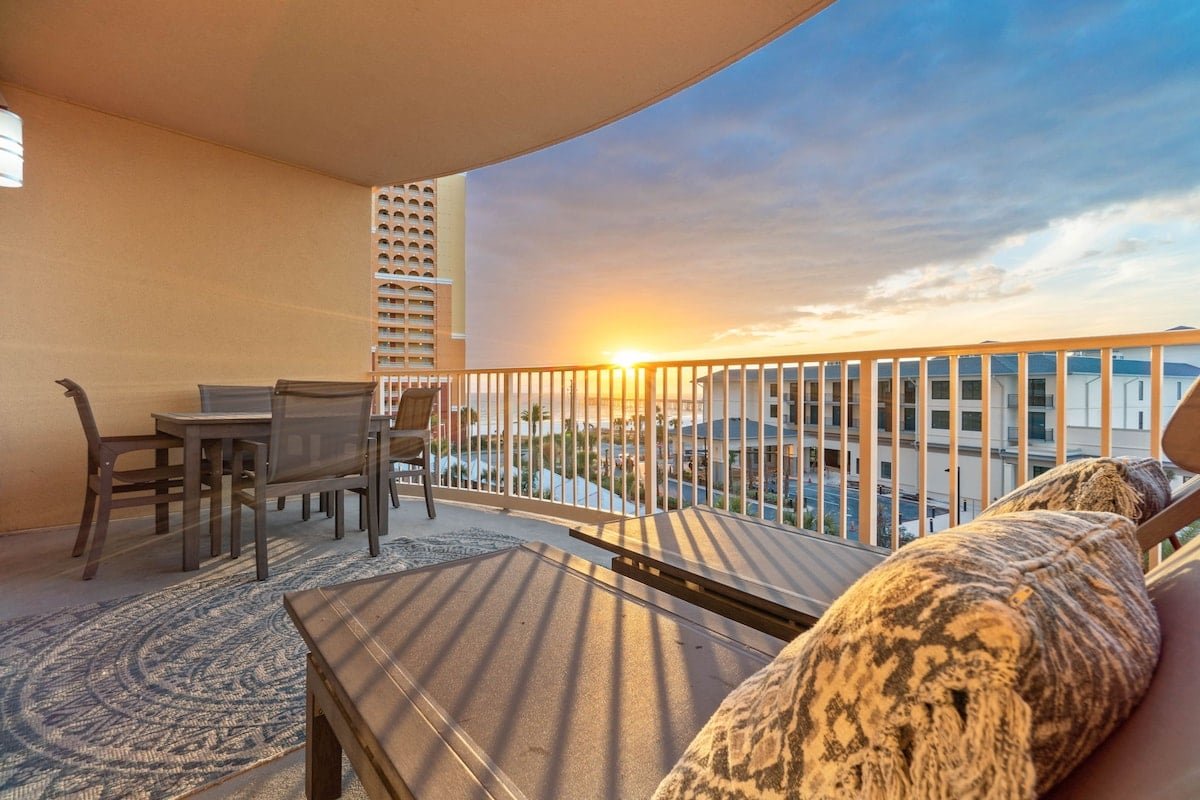 Porpoise of Life 410–Gulf Views–Sleeps 6 — photo 3