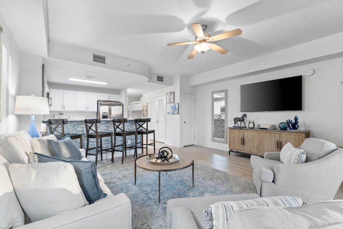 Porpoise of Life 410–Gulf Views–Sleeps 6 — photo 4