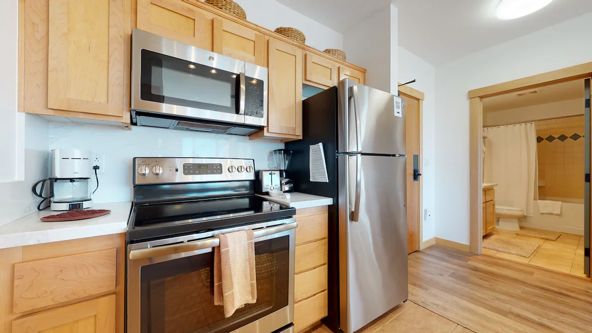 Sunstone 109 Condo Great Complex Amenities W/ Ski — photo 2