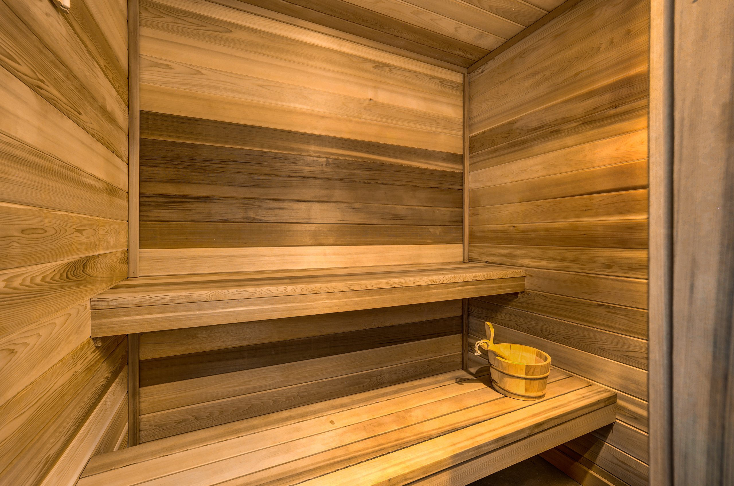 Chalet Erica in Blue River — photo 3