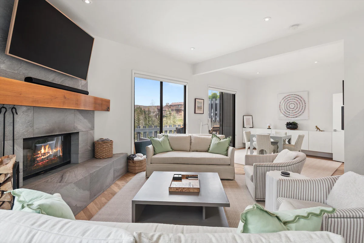 Valley-Vista Chalet | Meadow Ranch #131 | 3B/3B — photo 3