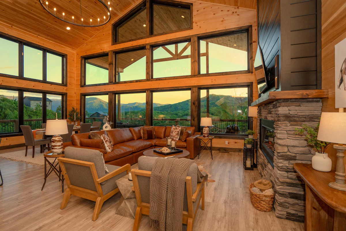 Apres Chalet: Pool*Hot Tub*Wi-Fi*Fire Pit*Putt-Putt — photo 2