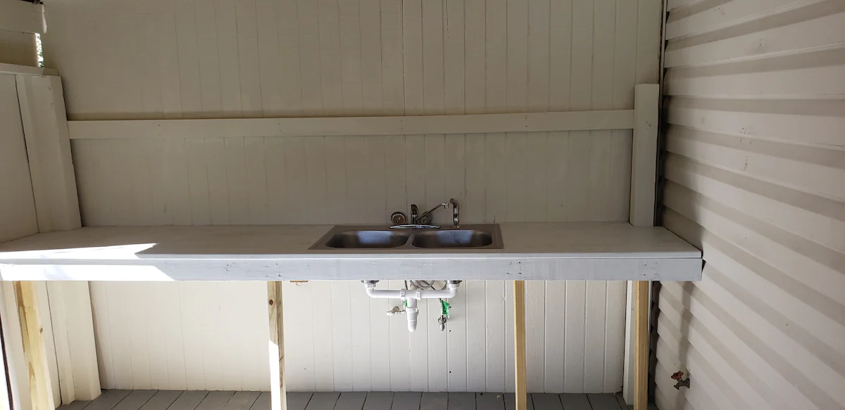 The Guest Room & Back Deck — photo 4