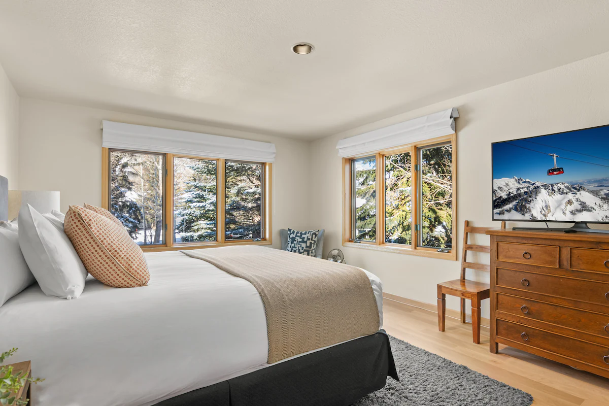 RMR: Teton Pines 3443 Townhome in Wilson, WY — photo 5