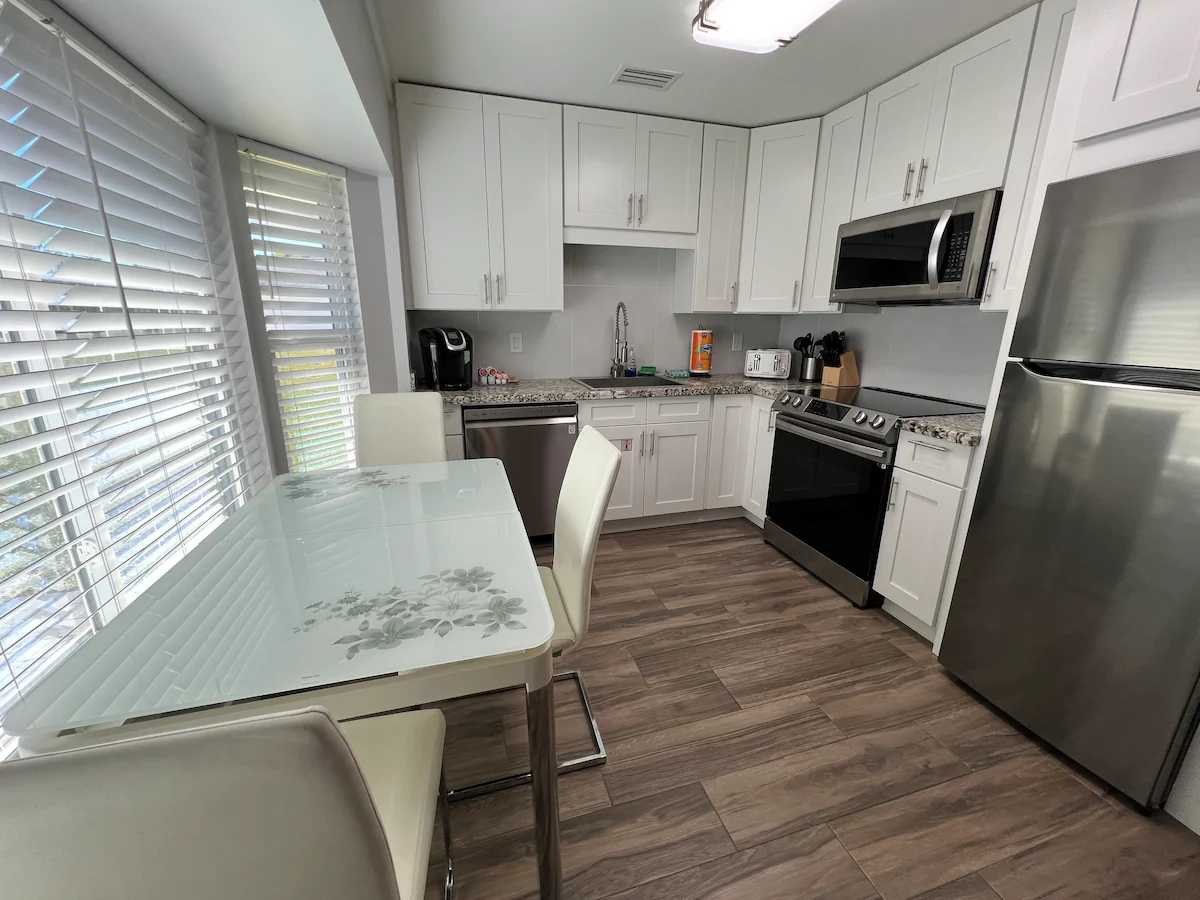 Newly Renovated Studio in the heart of Destin — photo 4